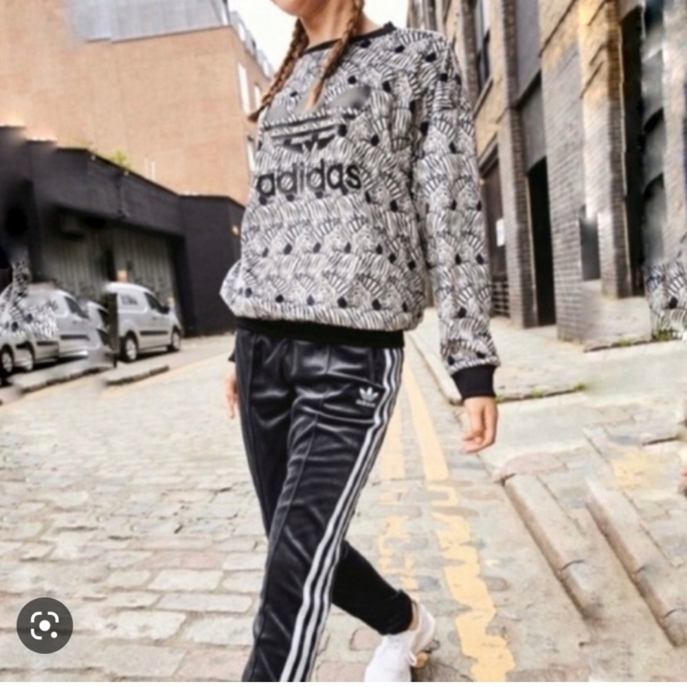Adidas Crew Neck Zebra Sweatshirt